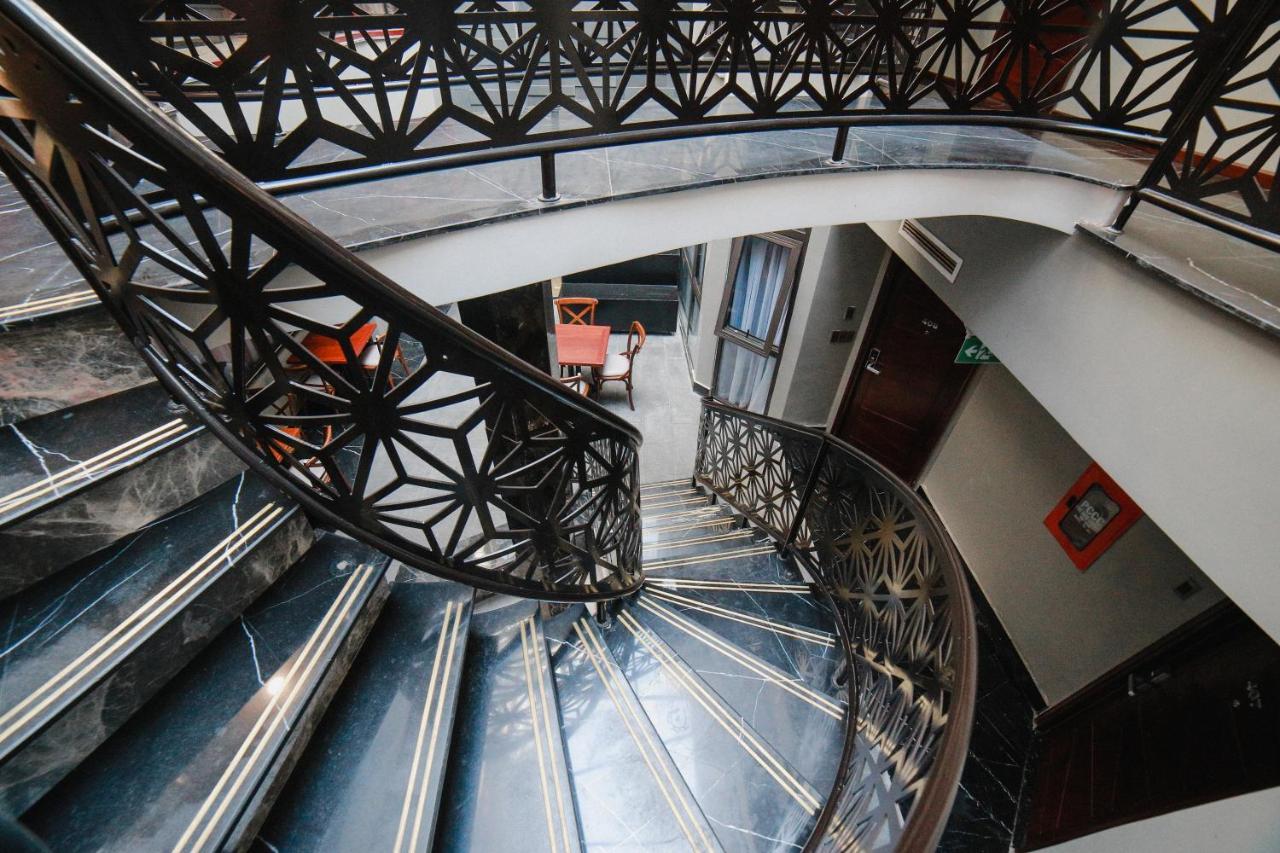 Victorian Hotel Dalat Buitenkant foto