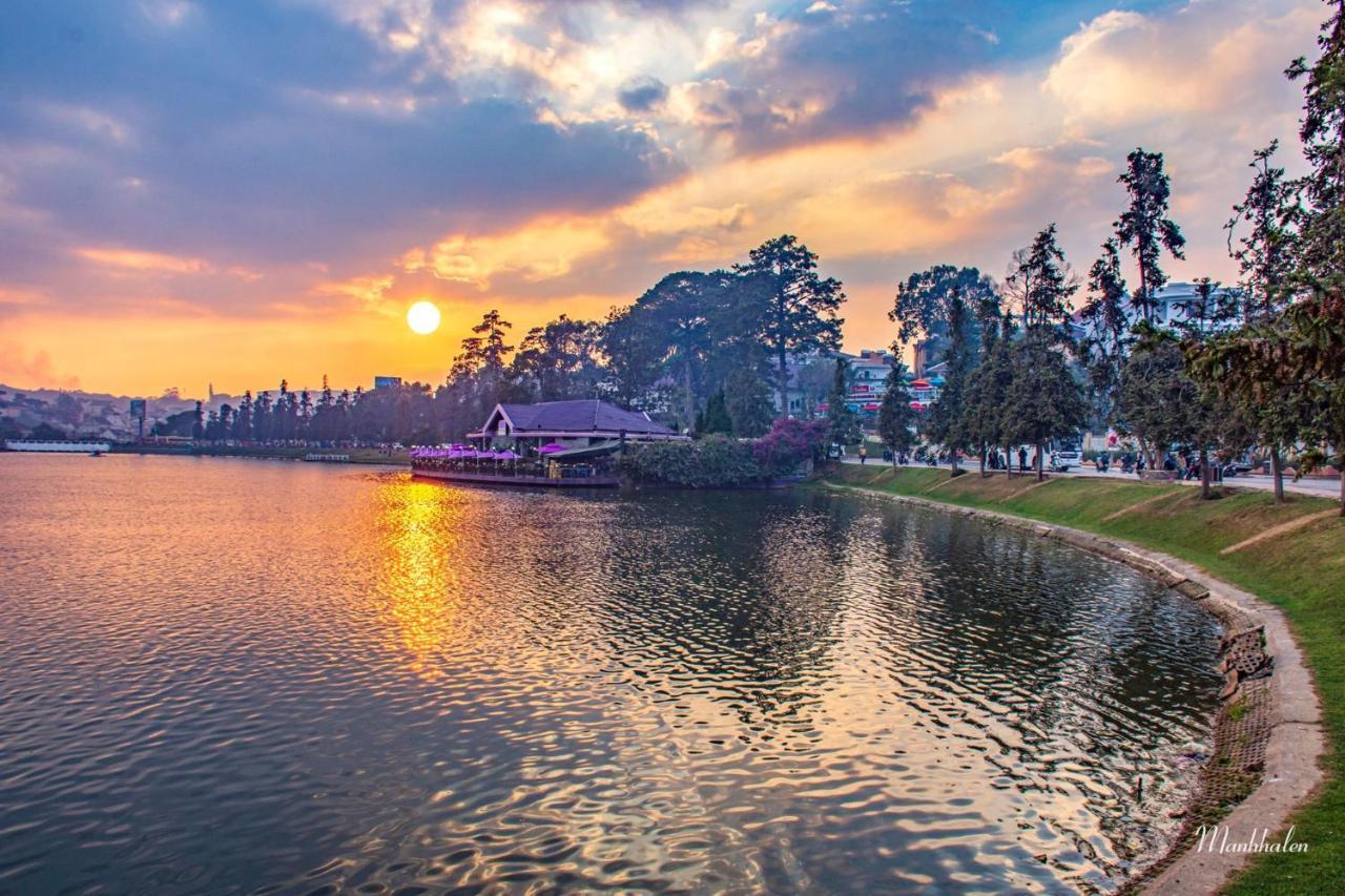 Victorian Hotel Dalat Buitenkant foto